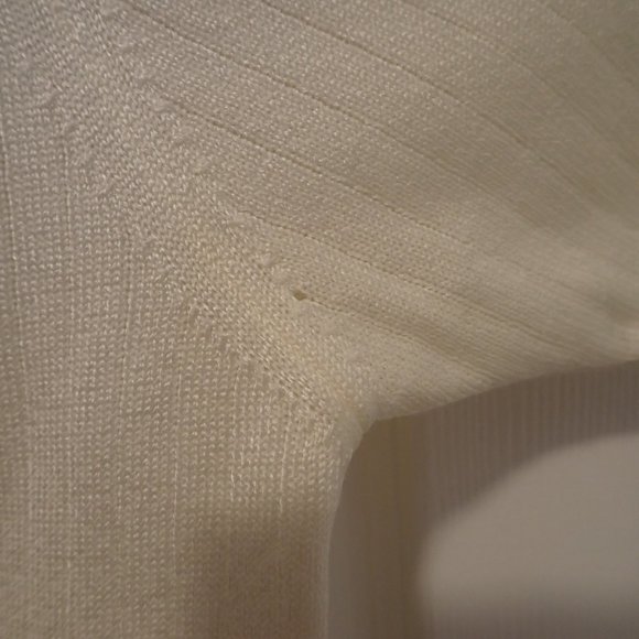 Perfect 50s/60s pinup girl sweater - Picture 5 of 6